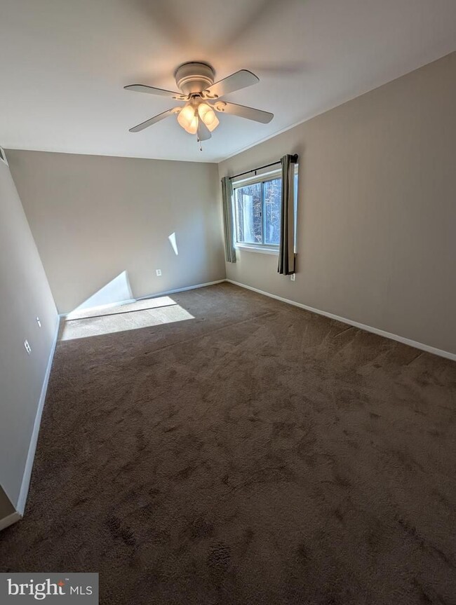 Building Photo - Affordable rental that includes all utilit...