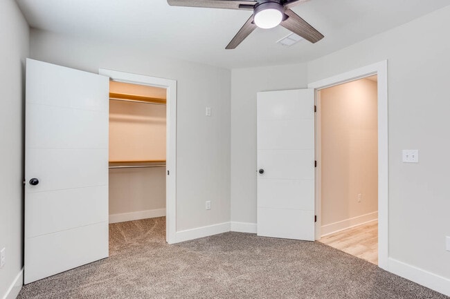 Building Photo - 8541 W 37th St N