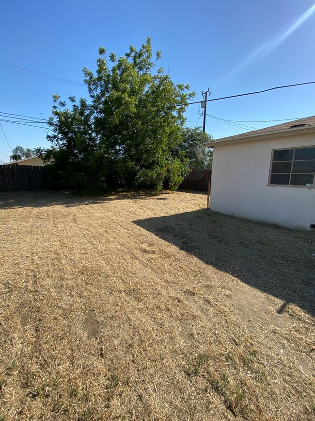 Building Photo - 1815 Talisman Dr