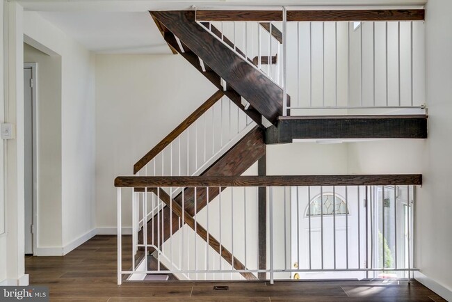Building Photo - 9836 Sweet Mint Dr