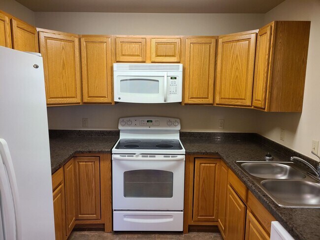 Interior Photo - The Residences at 843 Oak