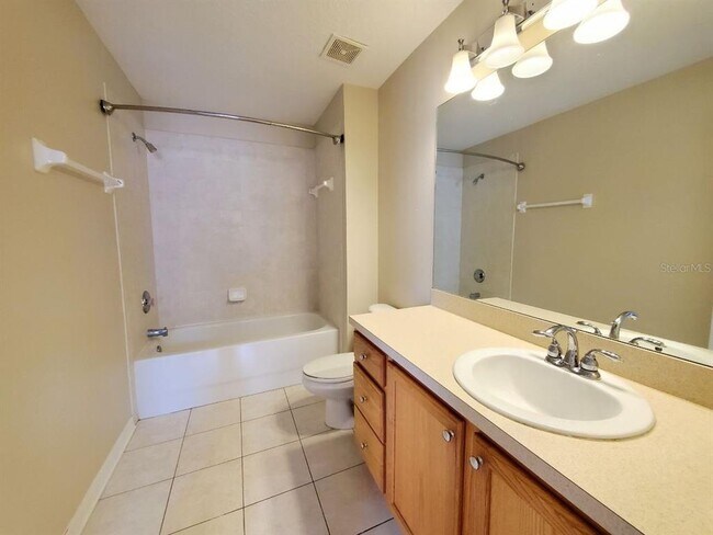 Building Photo - 17532 Hugh Ln