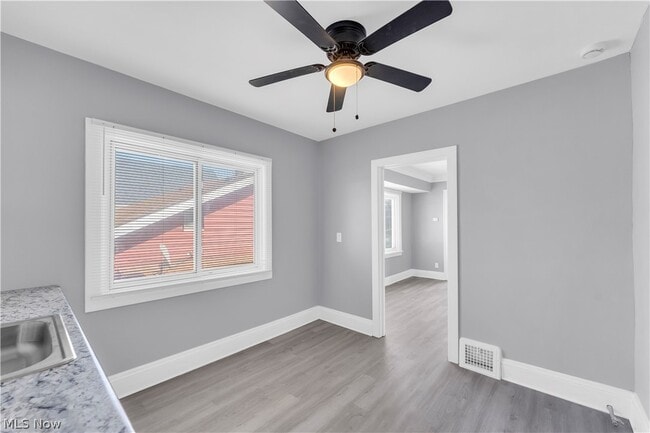 Building Photo - 10613 Sandusky Ave