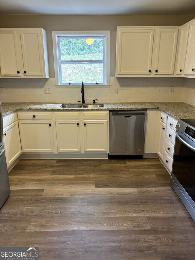 Building Photo - 403 Westchester Blvd NW