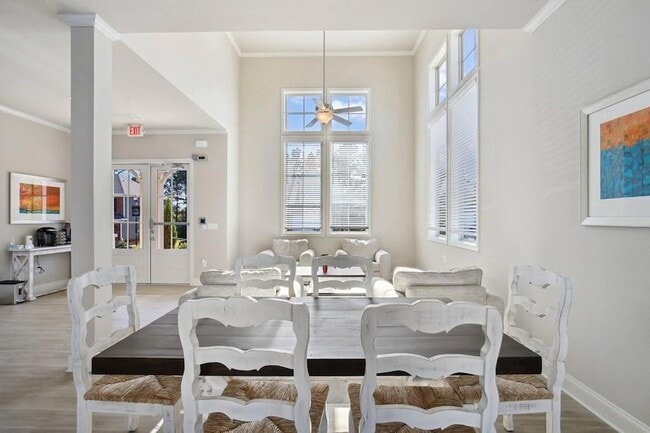 Building Photo - 1852 Auburn Rd