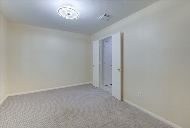 Building Photo - 3719 Cane Lake Dr