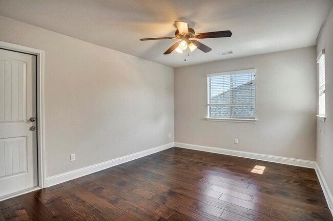 Building Photo - 708 Williams Way