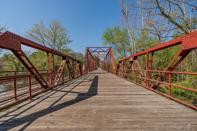 Building Photo - 231 Broadway St