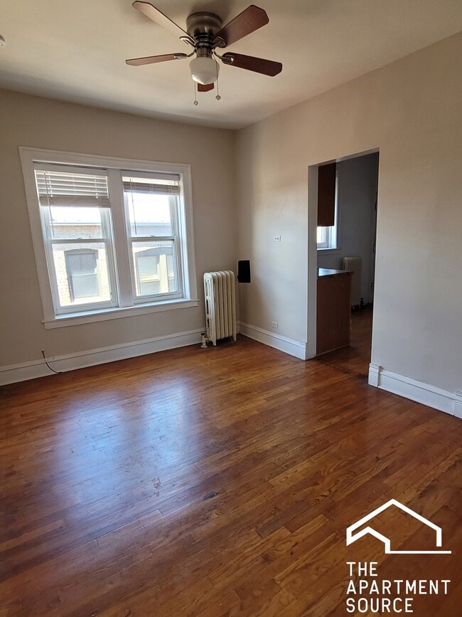 Building Photo - 1368 W Estes Ave