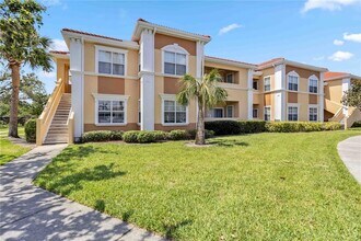 Building Photo - 1010 Villagio Cir