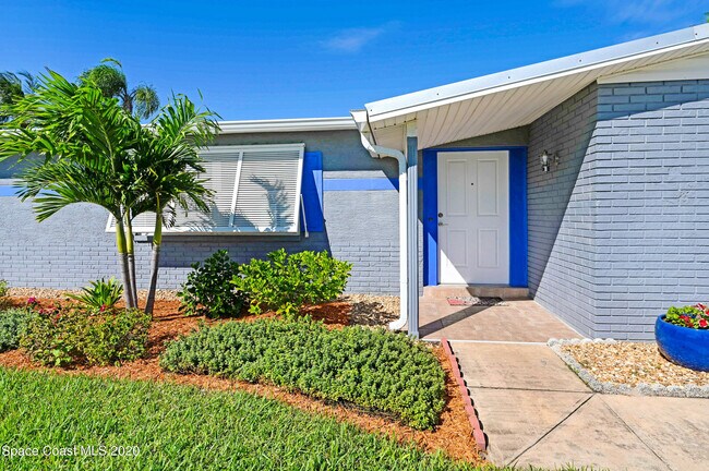 Building Photo - 409 Finch Dr