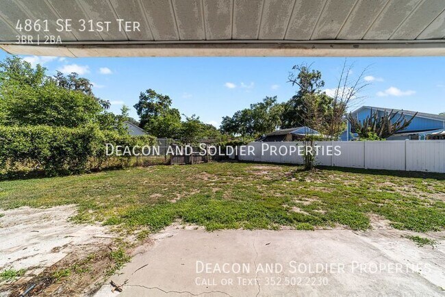 Building Photo - 4861 SE 31st Terrace