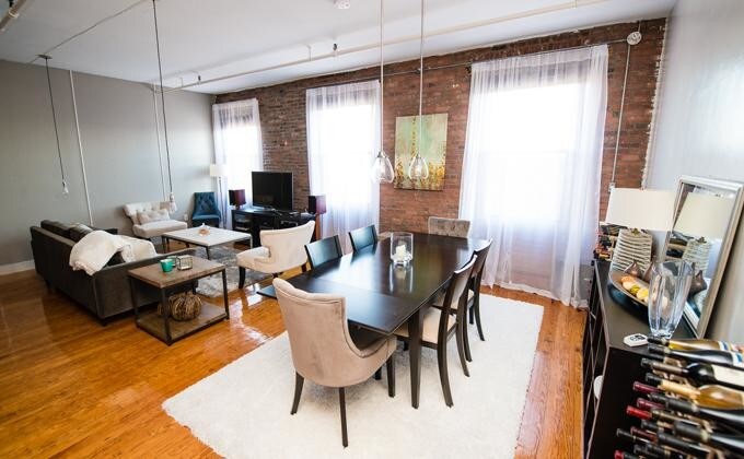 Building Photo - 790 Tremont St