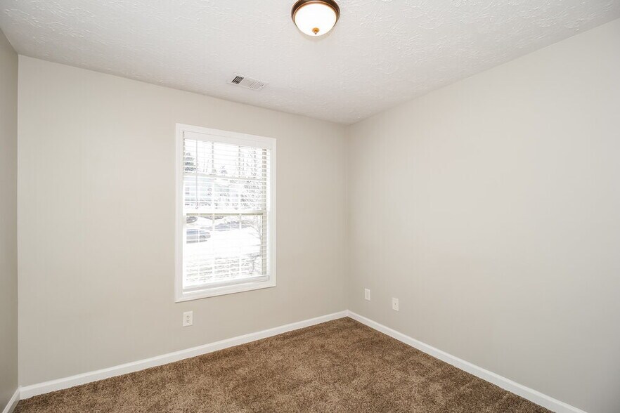 Building Photo - 97 Summer Creek Dr