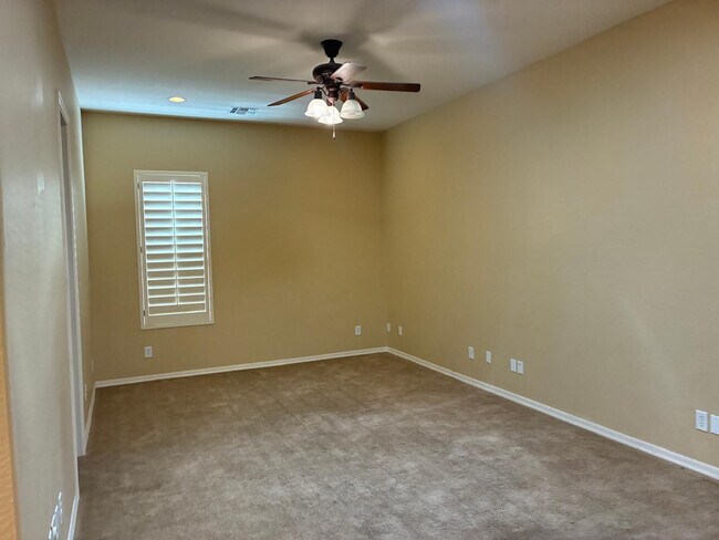 Building Photo - 20973 W Cora Vista