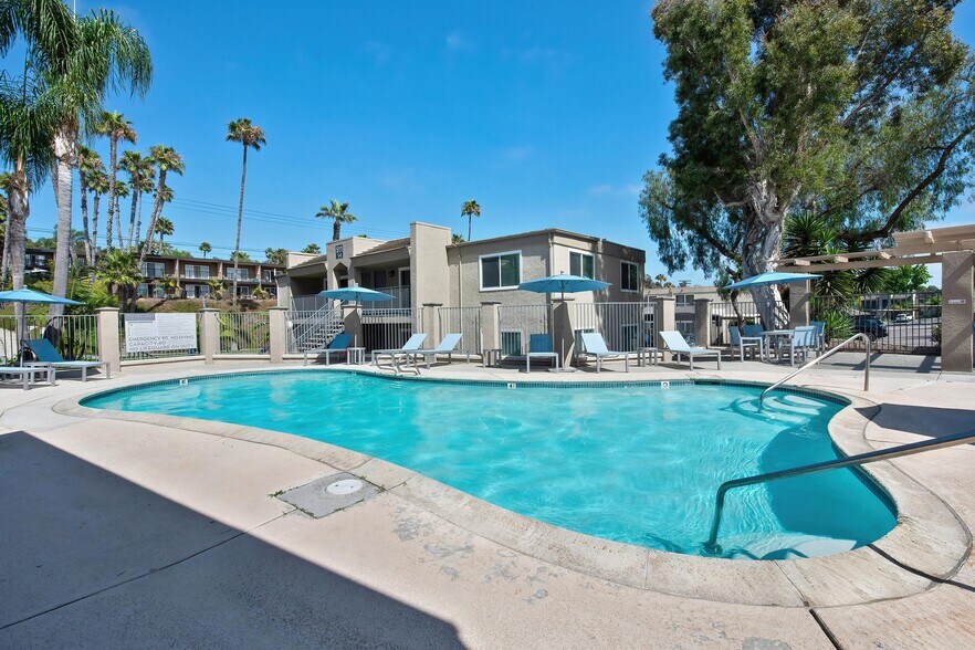 Building Photo - Silver Oak Apartments