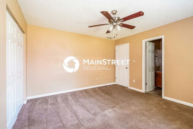 Building Photo - 3 Bedroom Pet-Friendly Home in Franklin, I...