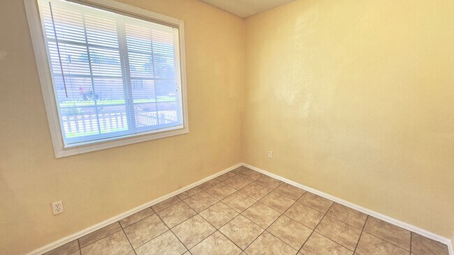 Building Photo - 4270 Deerfield Hills Rd