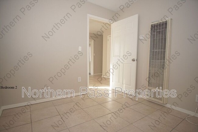 Building Photo - 402 Mississippi Ave