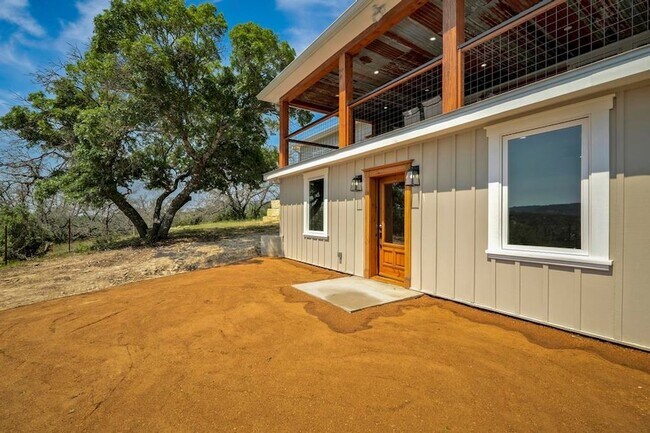 Building Photo - 111 Stony Hills Rd