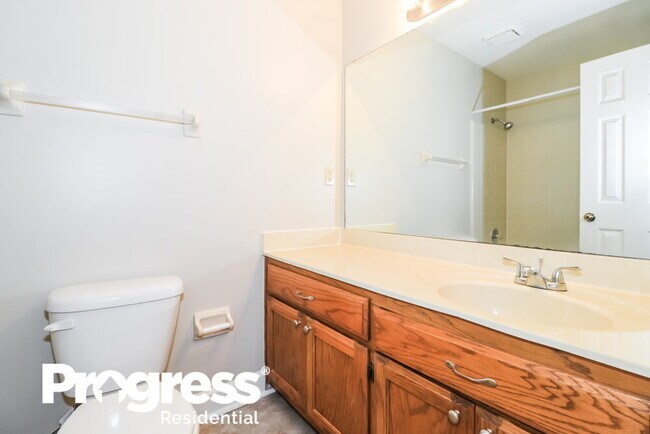 Building Photo - 8699 Old Post Rd