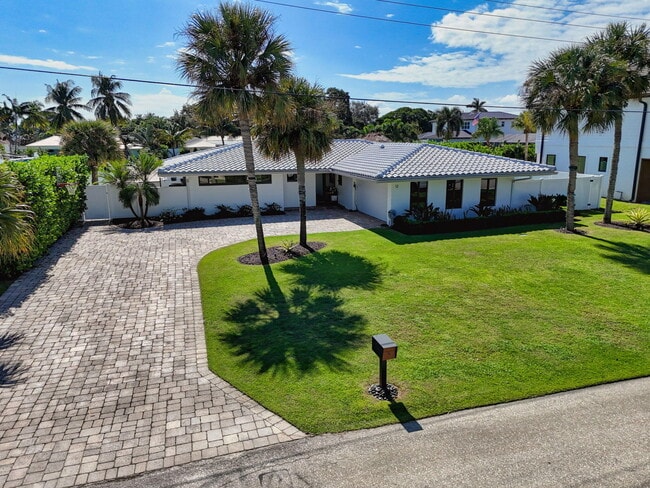 Building Photo - 12 Leeward Cir