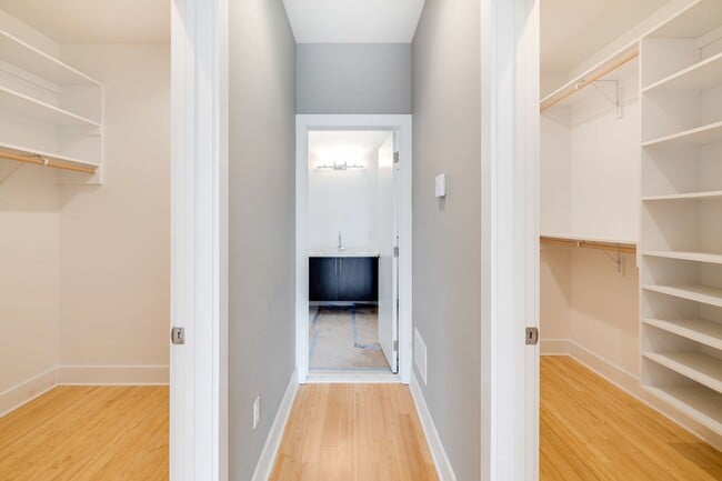 Building Photo - Spacious 3 Bedroom Home in Fishtown