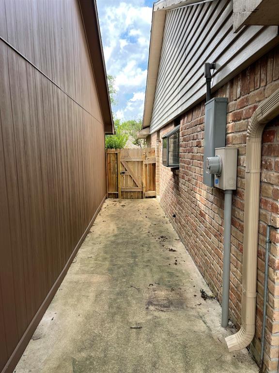 Building Photo - 5003 Spring Forest Dr