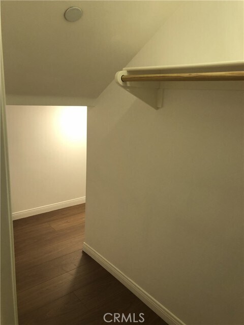 Building Photo - 202 Bancroft