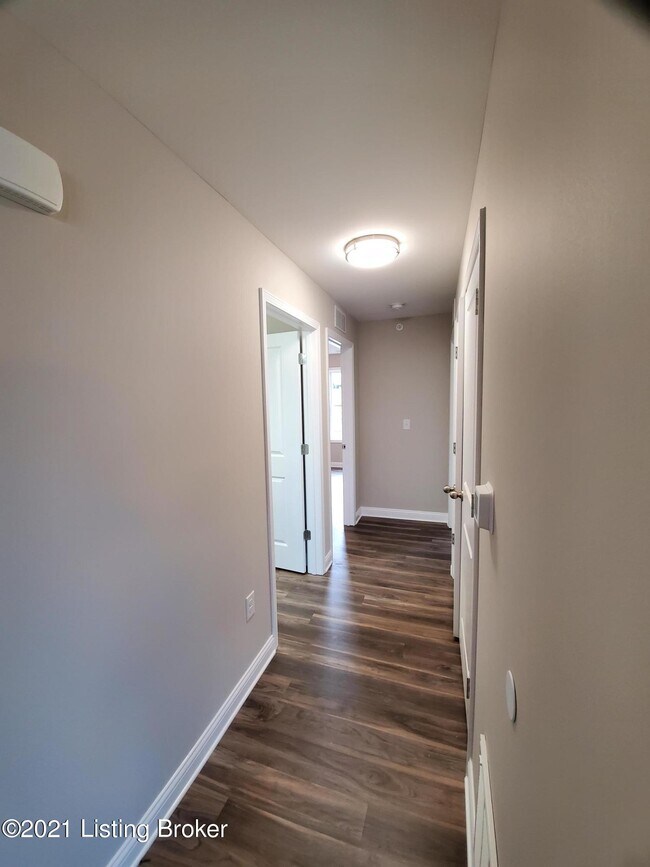 Building Photo - 3500 College Dr