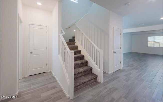 Building Photo - 7259 N 125th Dr