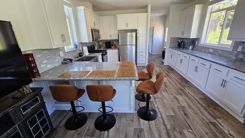 Building Photo - 1446 Carrio Dr