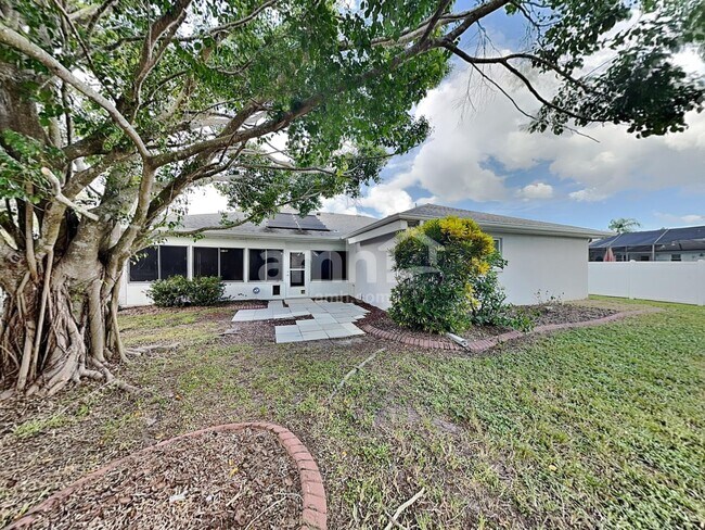 Building Photo - 3502 49th Ave E