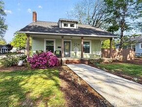 Building Photo - 204 E McNeely Ave