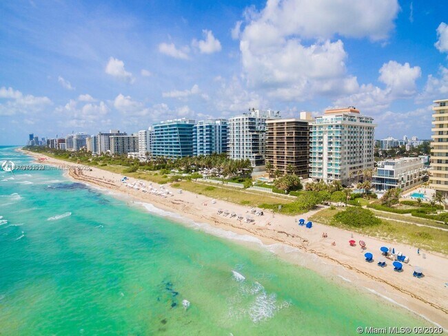 Building Photo - 9499 Collins Ave