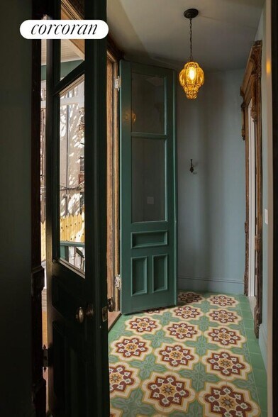 Building Photo - 1450 Pacific St