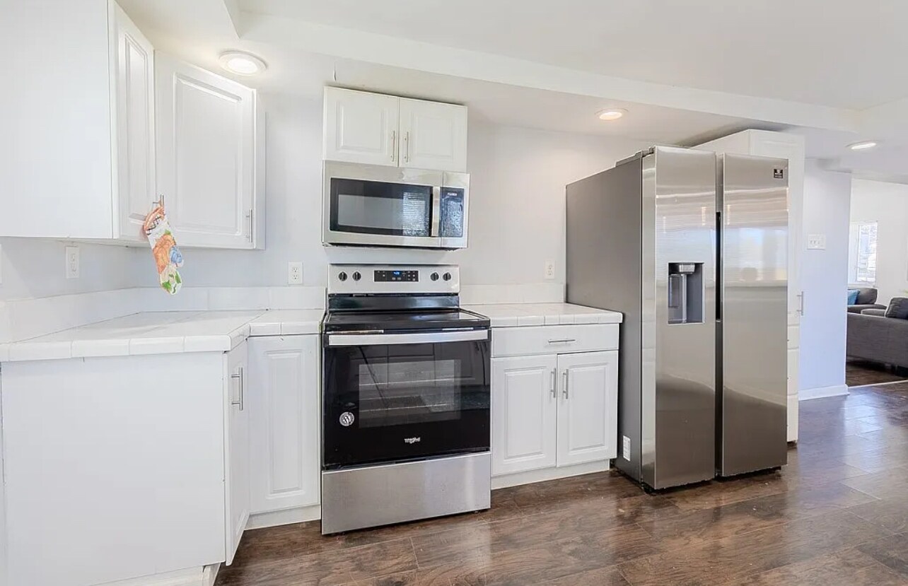 Building Photo - 7583 Tyler Rd