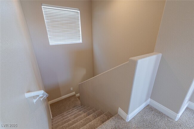 Building Photo - 1130 Grove Park St