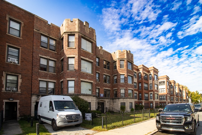 Building Photo - 6830 S Jeffery Blvd