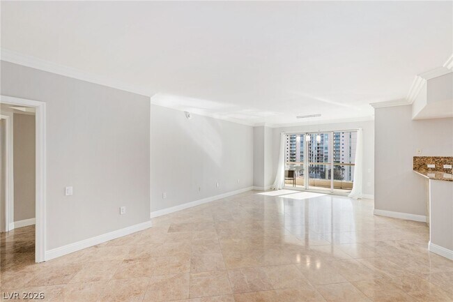 Building Photo - 2777 Paradise Rd