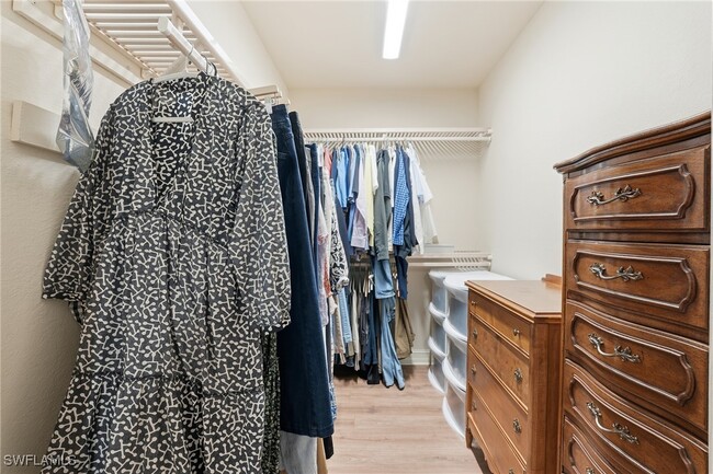 Building Photo - 4964 Westchester Ct