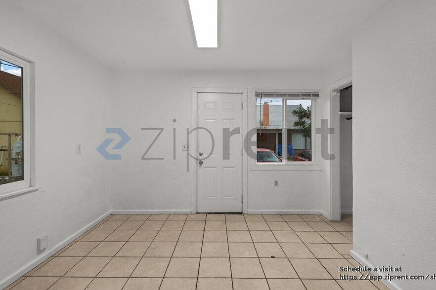 Building Photo - 1323 Monterey Ave