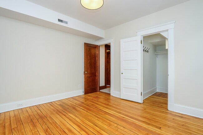 Building Photo - 27 Hubinger St