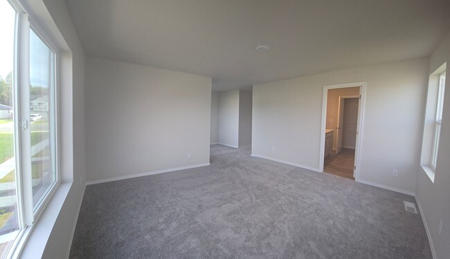 Building Photo - Brand-New 4-Bedroom Townhouse in Hayden Ca...