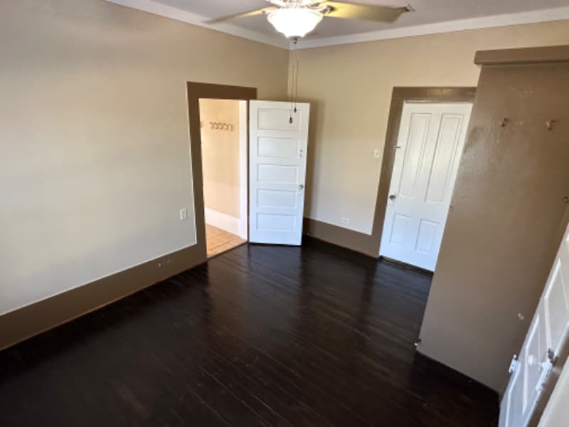 Building Photo - 1660 FM 1696