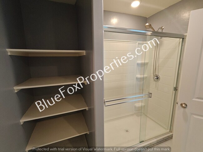 Building Photo - 5974 S Tappen Dr
