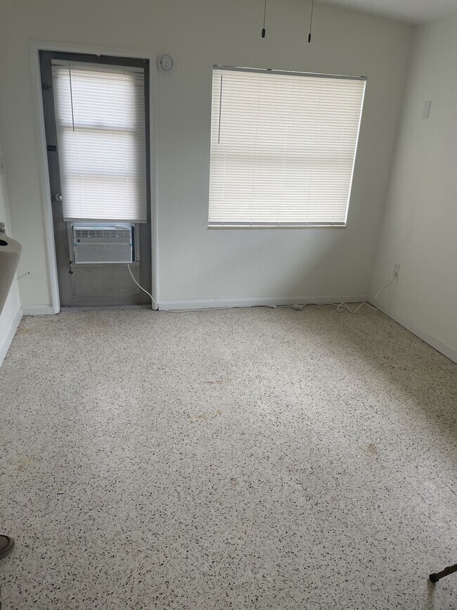 Building Photo - 11135 2nd St E