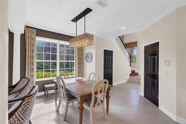 Building Photo - 8204 Villa Grande Ct