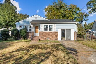 Building Photo - Updated ranch home!