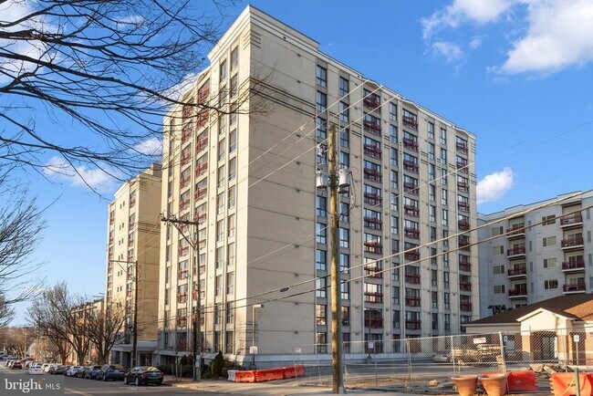 Building Photo - 7923 Eastern Ave NW